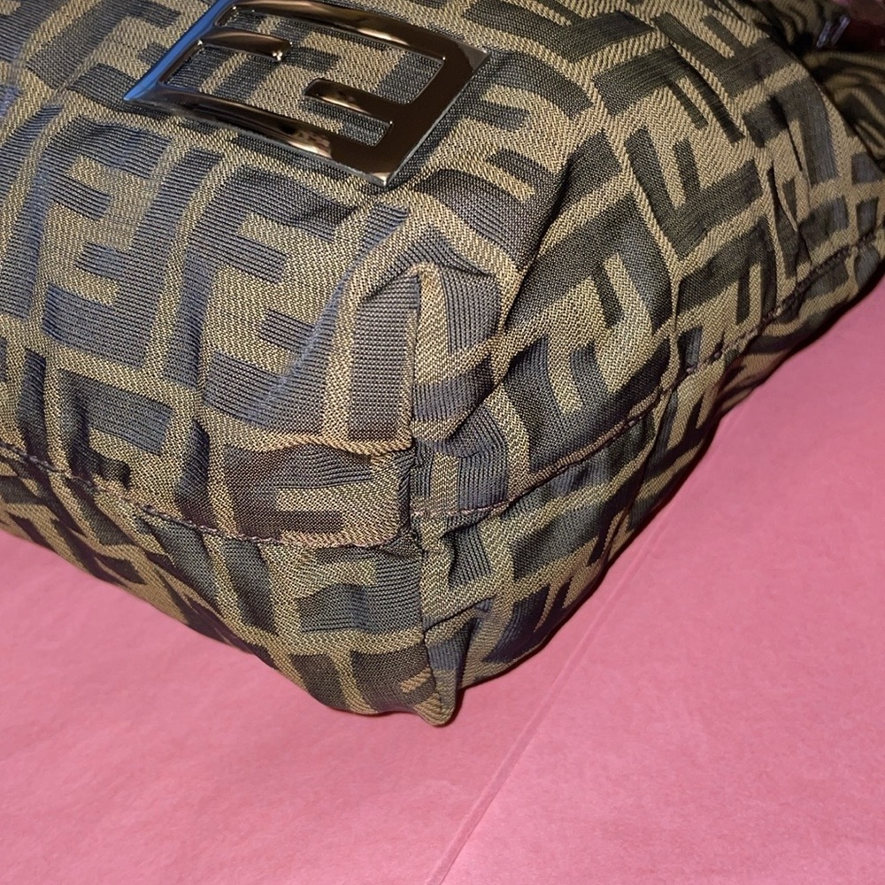 Authenticated FENDI vintage Zucca canvas large shoulder tote w/leather straps. - Picture 10 of 15